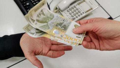 STIŽU PARE: Važne vesti za penzionere - oglasio se PIO fond STIŽU PARE: Važne vesti za penzionere - oglasio se PIO fond
