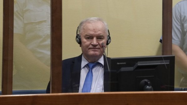ХОЛАНЂАНИ НЕ МОГУ ДА ИЗЛЕЧЕ ГЕНЕРАЛА - СИТУАЦИЈА АЛАРМАНТНА: Лекари поставили драматично питање Ратку Младићу ХОЛАНЂАНИ НЕ МОГУ ДА ИЗЛЕЧЕ ГЕНЕРАЛА - СИТУАЦИЈА АЛАРМАНТНА: Лекари поставили драматично питање Ратку Младићу
