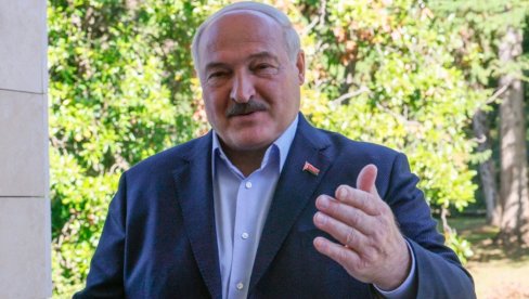 ЛУКАШЕНКО: Камала је жена херој, Трамп треба да добије Нобела ако заустави ратове ЛУКАШЕНКО: Камала је жена херој, Трамп треба да добије Нобела ако заустави ратове