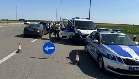 APEL MUP SRBIJE: Alkohol jedan od najvećih rizika za bezbednost u saobraćaju APEL MUP SRBIJE: Alkohol jedan od najvećih rizika za bezbednost u saobraćaju