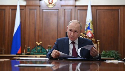 KLJUČNE PUTINOVE PORUKE IZ VLADIVOSTOKA: Ukrajina nema više koga da mobiliše, razvoj Dalekog istoka prioritet KLJUČNE PUTINOVE PORUKE IZ VLADIVOSTOKA: Ukrajina nema više koga da mobiliše, razvoj Dalekog istoka prioritet