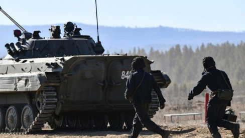 RAT U UKRAJINI: Eksplozije odjekuju u Harkovu, Sumi, Zaporožju i Hersonu RAT U UKRAJINI: Eksplozije odjekuju u Harkovu, Sumi, Zaporožju i Hersonu