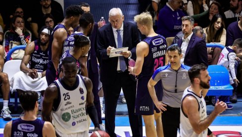 NEKE STVARI NE TREBA MENJATI: Šakota ostaje veran Atinjanima NEKE STVARI NE TREBA MENJATI: Šakota ostaje veran Atinjanima