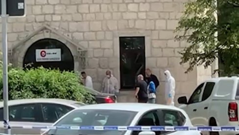 НАЈНОВИЈЕ ИНФОРМАЦИЈЕ О ЕКСПЛОЗИЈИ У ЦЕТИЊУ: Хирург открио језиве детаље о повређенима (ФОТО/ВИДЕО) НАЈНОВИЈЕ ИНФОРМАЦИЈЕ О ЕКСПЛОЗИЈИ У ЦЕТИЊУ: Хирург открио језиве детаље о повређенима (ФОТО/ВИДЕО)