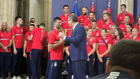 VUČIĆ PRIMIO NAŠE OLIMPIJCE: Napravili ste pobednike od svakog od nas (FOTO/VIDEO) VUČIĆ PRIMIO NAŠE OLIMPIJCE: Napravili ste pobednike od svakog od nas (FOTO/VIDEO)