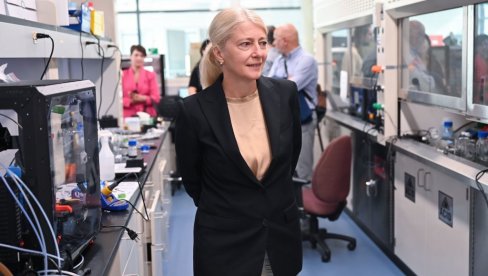 Ministarka Jelena Begović: Za veštačku inteligenciju Evropa daje 200 milijardi evra Ministarka Jelena Begović: Za veštačku inteligenciju Evropa daje 200 milijardi evra