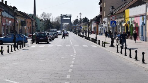 KULJANI NEZADOVOLJNI: Naplata parkinga - novi namet? KULJANI NEZADOVOLJNI: Naplata parkinga - novi namet?