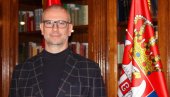 ЖИВЕЛА НАША МАЈКА ДРЖАВА Караџић: Српски род је благословен што има за вођу Александра Вучића