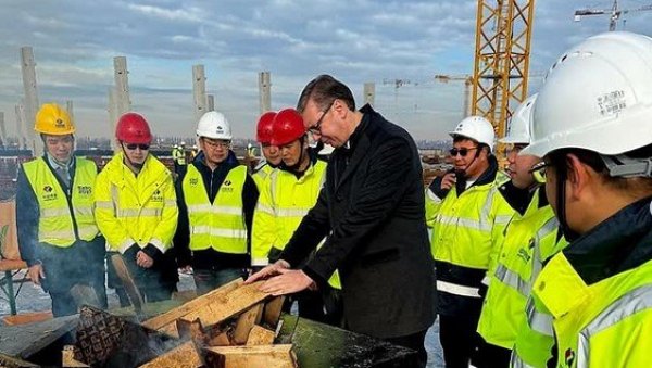 ЕКСПО ЈЕ ЧУДО, НЕВЕРОВАТАН НАПРЕДАК У 4 НЕДЕЉЕ Вучић са градилиша: Ниче нови, модерни град на ободу нашег Београда (ФОТО) ЕКСПО ЈЕ ЧУДО, НЕВЕРОВАТАН НАПРЕДАК У 4 НЕДЕЉЕ Вучић са градилиша: Ниче нови, модерни град на ободу нашег Београда (ФОТО)