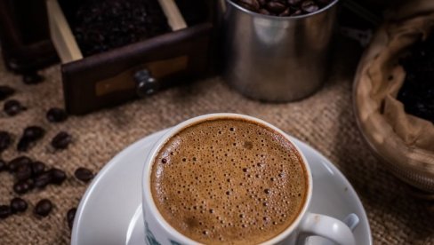 КАКО КАФА УТИЧЕ НА ТЕЛО И МОЗАК; Научници дали одговор КАКО КАФА УТИЧЕ НА ТЕЛО И МОЗАК; Научници дали одговор