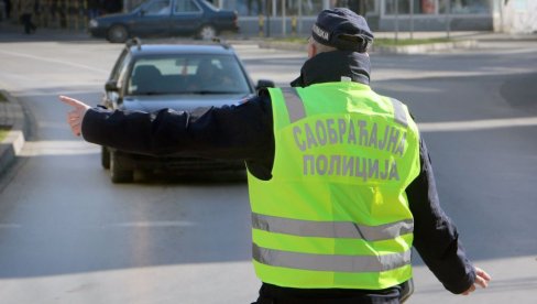 APEL SAOBRAĆAJNE POLICIJE, POSEBNO SE TIČE ONIH KOJI VOZE DECU: Za 24 sata bilo 103 nesreće, povređeno 44