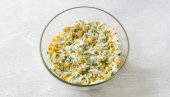SALATA OD KINESKOG KUPUSA SA PAVLAKOM: Fantastičnog ukusa, lako se sprema i idealan prilog uz svako jelo SALATA OD KINESKOG KUPUSA SA PAVLAKOM: Fantastičnog ukusa, lako se sprema i idealan prilog uz svako jelo