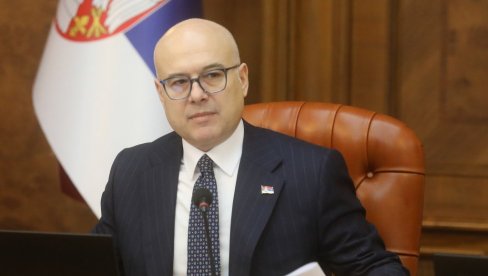 ПРОФЕСОРИ КОЈИ НЕЋЕ ДА РАДЕ, НЕЋЕ ДОБИТИ ПЛАТЕ Вучевић о ситуацији у просвети: Држава неће плаћати нерад ПРОФЕСОРИ КОЈИ НЕЋЕ ДА РАДЕ, НЕЋЕ ДОБИТИ ПЛАТЕ Вучевић о ситуацији у просвети: Држава неће плаћати нерад