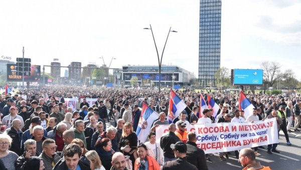 СВЕ ЗА СРБИЈУ, СРБИЈУ НИ ЗА ШТА! Више од 9.000 Срба са Косова И Метохије стиже на свенародни сабор “Не дамо Србију” (ВИДЕО) СВЕ ЗА СРБИЈУ, СРБИЈУ НИ ЗА ШТА! Више од 9.000 Срба са Косова И Метохије стиже на свенародни сабор “Не дамо Србију” (ВИДЕО)