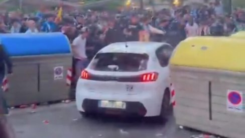 UŽAS U BARSELONI! Otkriveno zašto je gospođa ѕsa automobilom uletela među navijače Espanjola