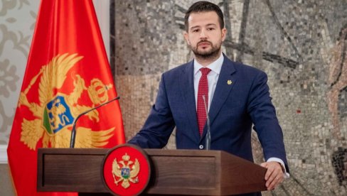 СУМЊИВО ЛИЦЕ У ОДБРАНИ ЦРНЕ ГОРЕ: Несугласице Краповића и Лазаревића извор нове кризе