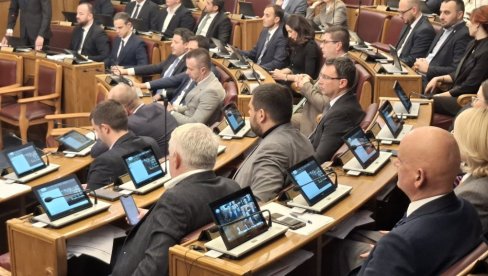 САВЕТ БЕЗ МИНИСТРА: Измене Устава Црне Горе ојачаће независност правосуђа? САВЕТ БЕЗ МИНИСТРА: Измене Устава Црне Горе ојачаће независност правосуђа?
