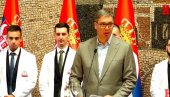STIŽEM USKORO U NOVI SAD Vučić: Najviše ih boli kad čuju Srpska Atina, dobiju ospice